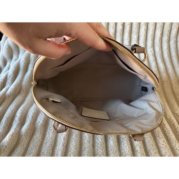 Coach Bicolor Crossgrain Leather Cora Dome Satchel Taupe Cream Handbag - Picture 5 of 13